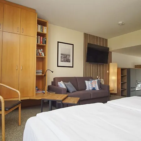 Appartmentanlage Eldena 15 *