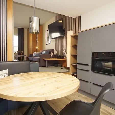 Nur 100 M Bis Zum Appartmentanlage Eldena 15 Apartment *