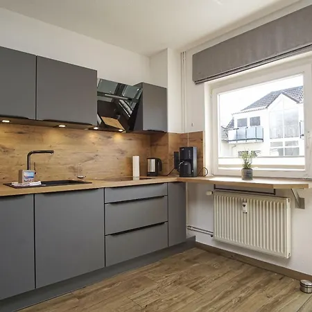 Apartment Nur 100 M Bis Zum Appartmentanlage Eldena 15 *